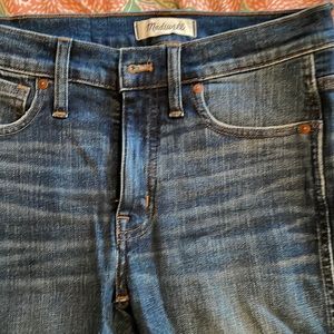 Like new madewell 9” high rise jean . Distressed